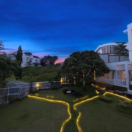 Tropical Villa By Villapedia Citaringgul Exteriér fotografie